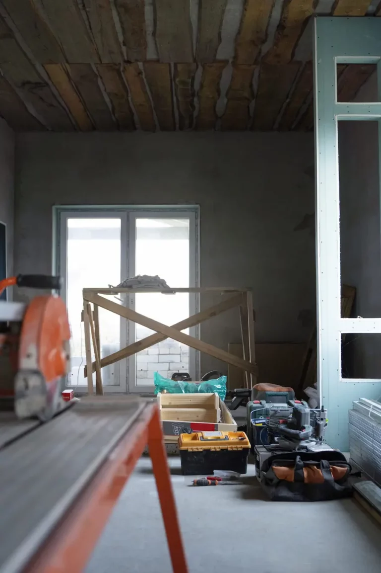 travaux de réaménagement d'un espace résidentiel par un architecte